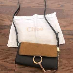 Chloe Faye crossbody wallet-on-chain